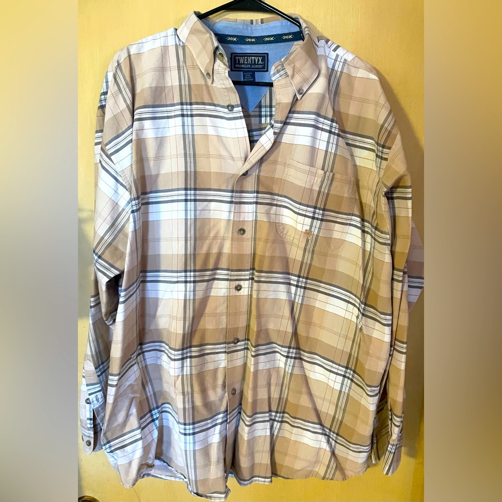 Long sleeve brown plaid twenty x western shirt